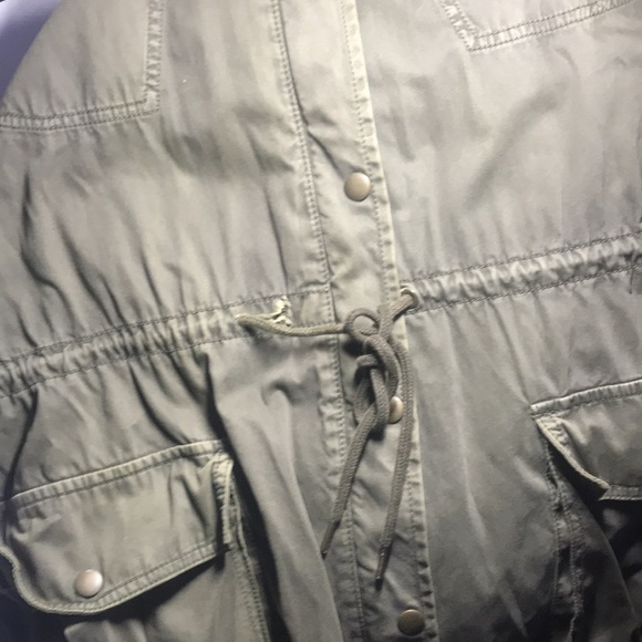Aritzia Talula Trooper Utility Jacket in M - Picture 11 of 12